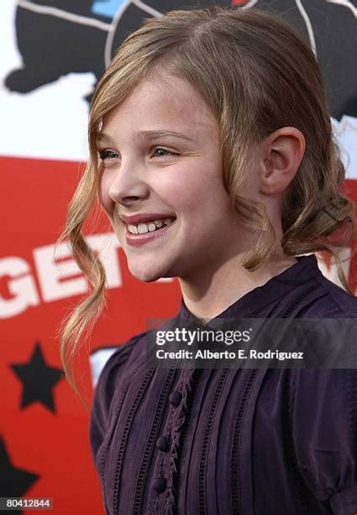 chloe moretz charity