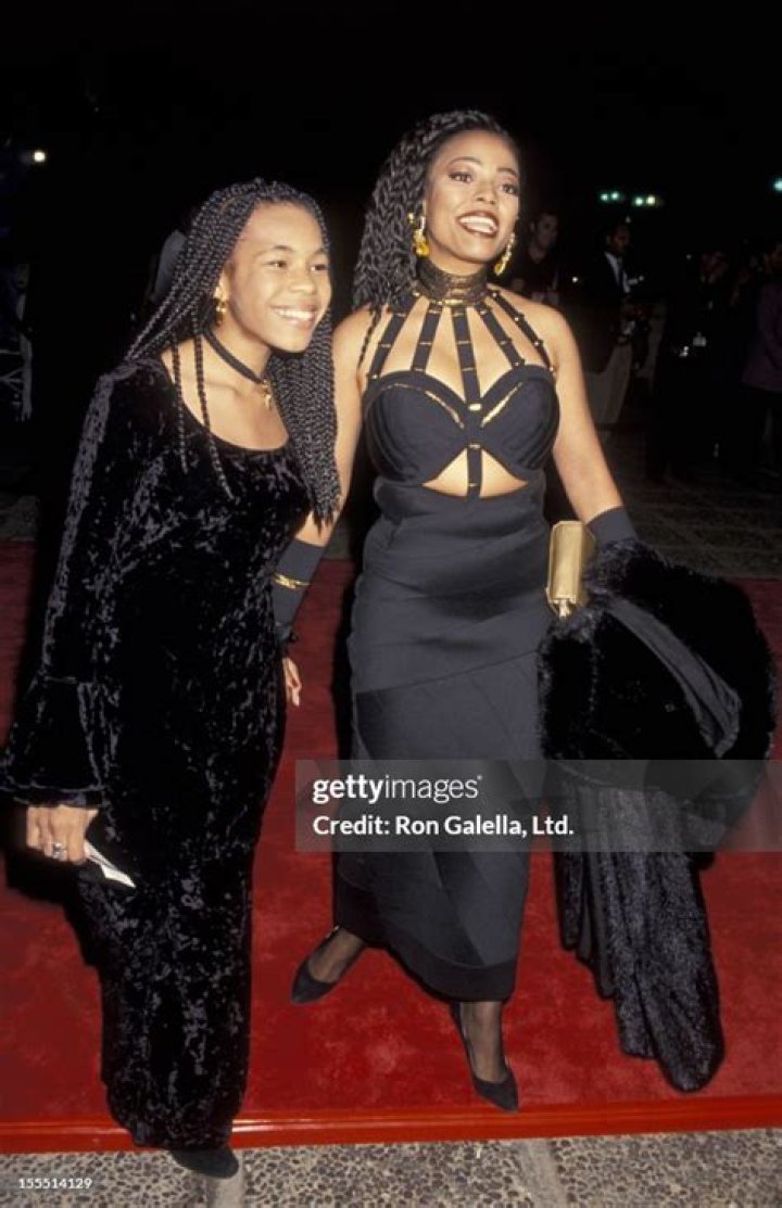 Kim Fields sister