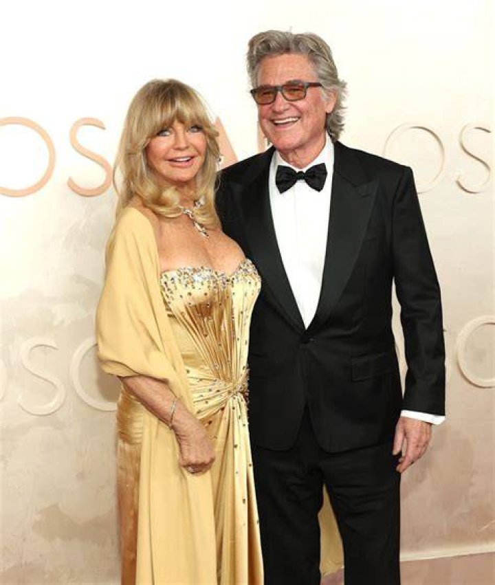 Kurt Russell has been married and divorced once.